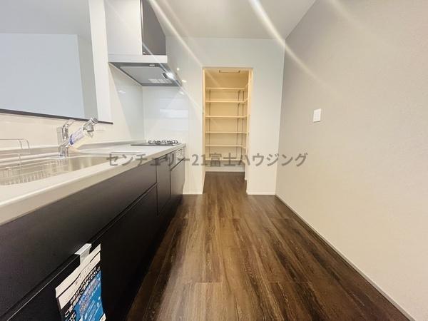 茅ヶ崎市西久保Ⅲ　新築戸建A棟　全4棟