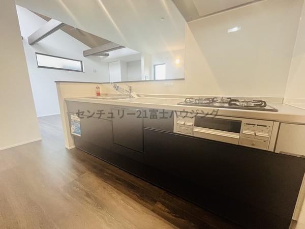 茅ヶ崎市西久保Ⅲ　新築戸建A棟　全4棟