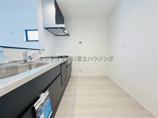 茅ヶ崎市西久保の新築一戸建