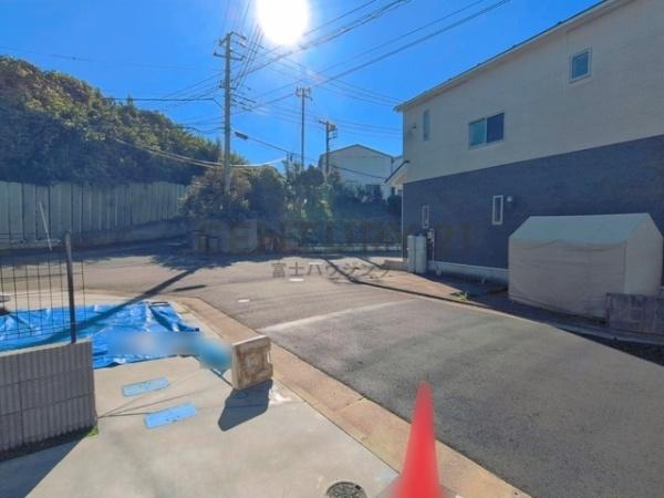 藤沢市葛原2331番　新築戸建A号棟　全2棟