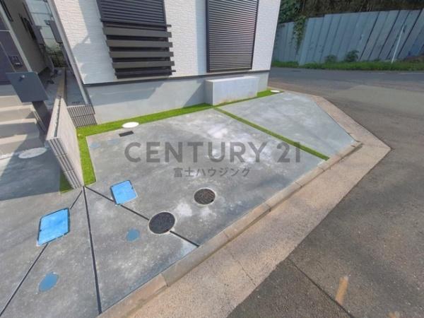 藤沢市葛原2331番　新築戸建B号棟　全2棟