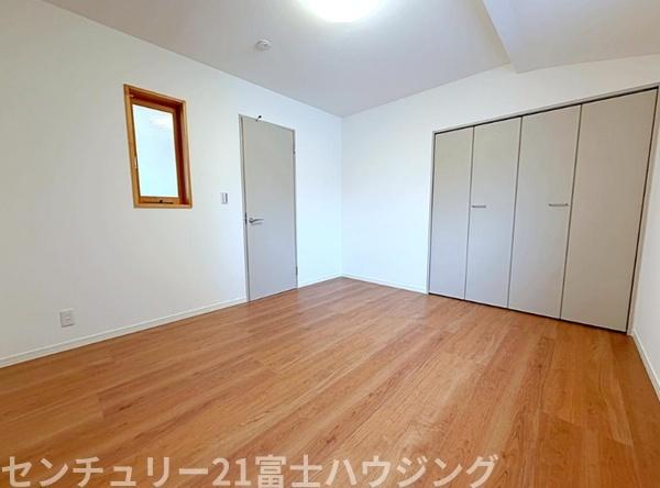 藤沢市片瀬２丁目の中古一戸建て