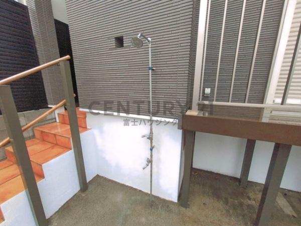 藤沢市片瀬２丁目の中古一戸建て