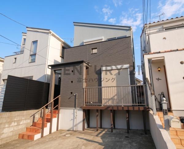 藤沢市片瀬2丁目 中古戸建