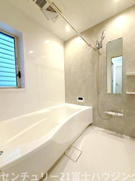 藤沢市片瀬２丁目の中古一戸建て