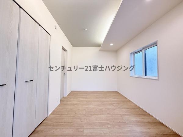 茅ヶ崎市香川４丁目の新築一戸建