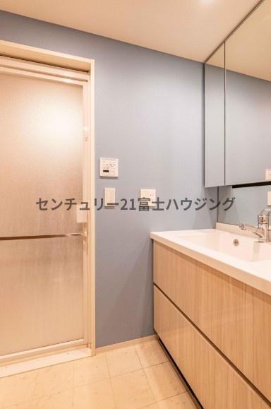 パレステージ片瀬江ノ島