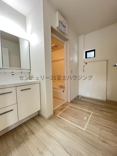 茅ヶ崎市高田3期　新築戸建4号棟　全4棟