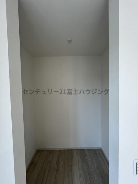 茅ヶ崎市高田3期　新築戸建4号棟　全4棟