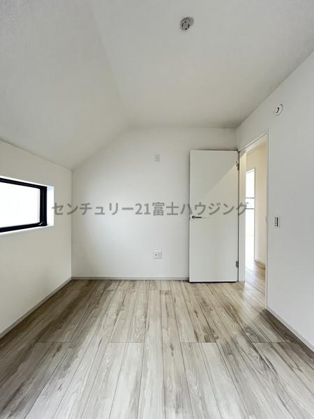 茅ヶ崎市高田3期　新築戸建4号棟　全4棟