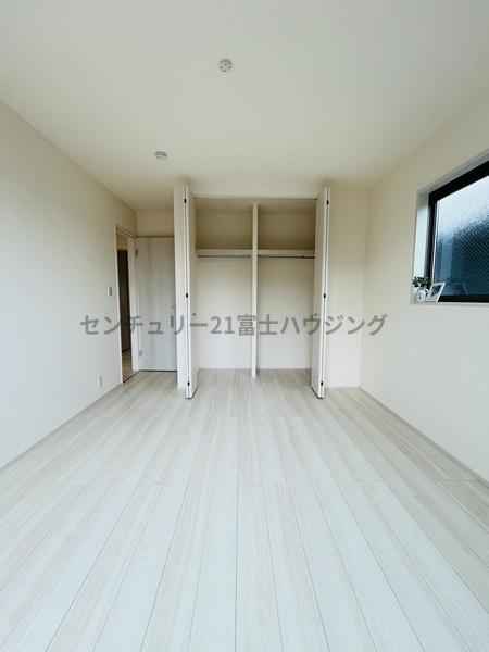 茅ヶ崎市高田4丁目　新築戸建2号棟　全2棟