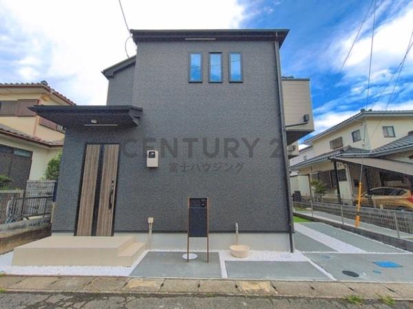 茅ヶ崎市室田5期　新築戸建1号棟　全2棟