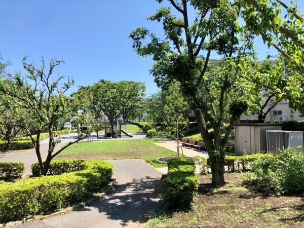 みやこガーデンマグノリア館(西が岡公園)