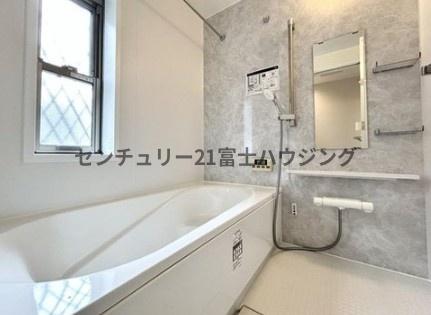 藤沢市白旗４丁目の中古一戸建て