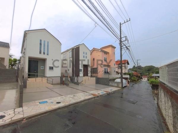 藤沢市藤沢5丁目　新築戸建2号棟　全3棟