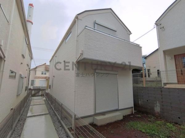 藤沢市藤沢5丁目　新築戸建2号棟　全3棟