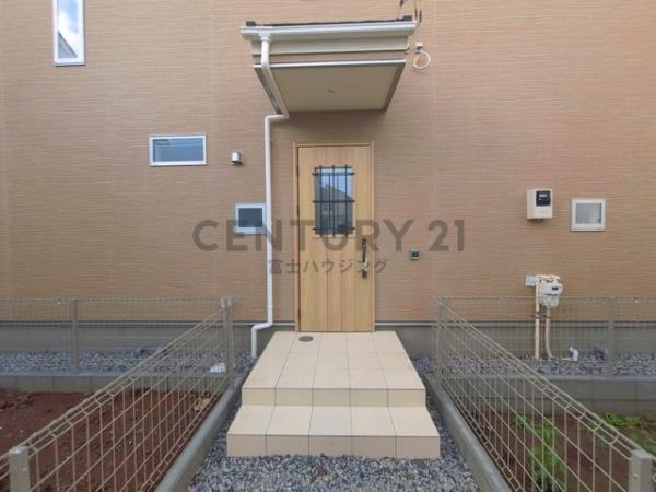 藤沢市藤沢5丁目　新築戸建3号棟　全3棟
