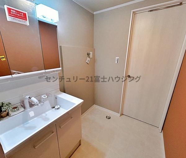 藤沢市本藤沢２丁目の中古一戸建て