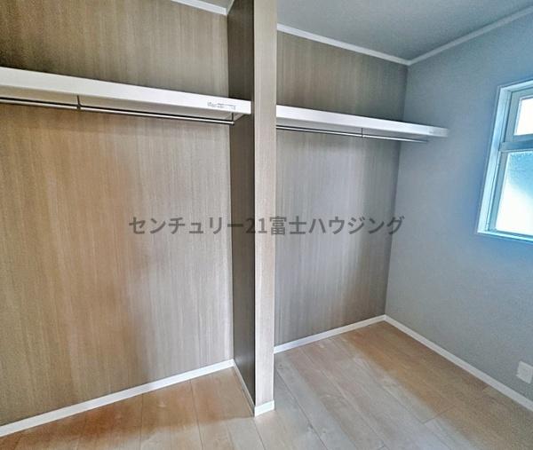 藤沢市本藤沢２丁目の中古一戸建て