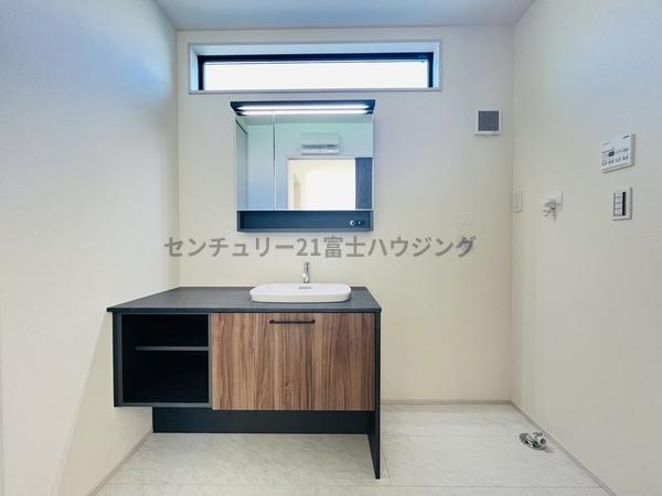 茅ヶ崎市ひばりが丘の新築一戸建