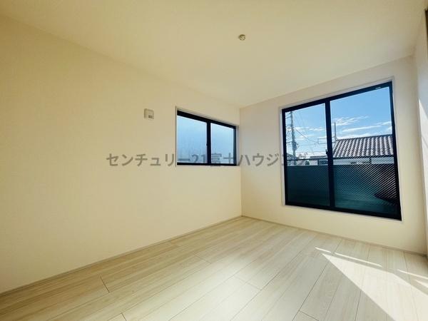 茅ヶ崎市ひばりが丘の新築一戸建