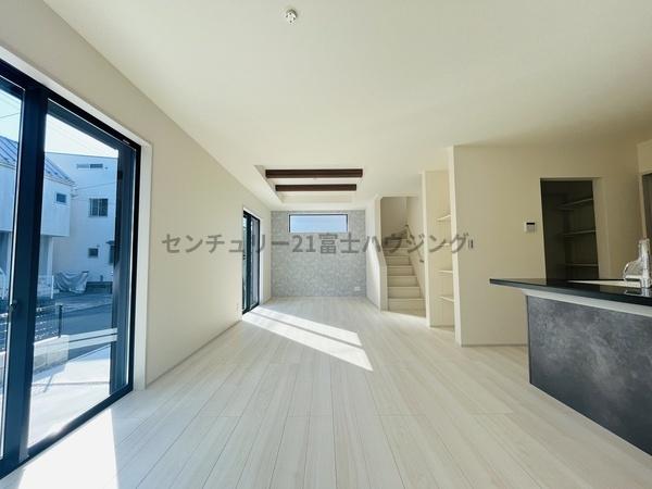 茅ヶ崎市ひばりが丘の新築一戸建