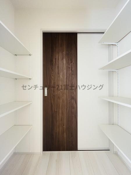 茅ヶ崎市ひばりが丘の新築一戸建