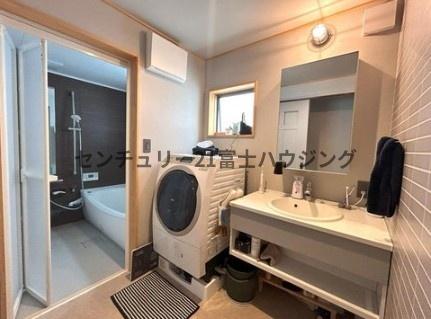 茅ヶ崎市西久保の中古一戸建て