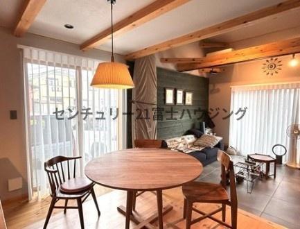 茅ヶ崎市西久保の中古一戸建て