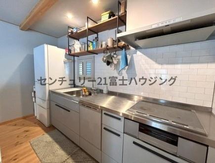 茅ヶ崎市西久保の中古一戸建て