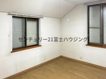 茅ヶ崎市松が丘２丁目の中古一戸建て