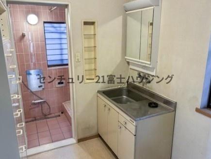 茅ヶ崎市松が丘２丁目の中古一戸建て