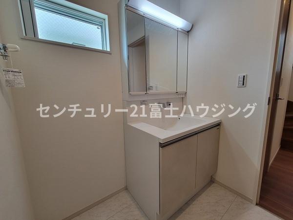 茅ヶ崎市中島の中古一戸建て