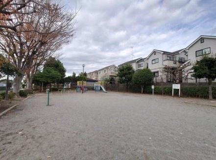 藤沢市高倉8期　新築戸建2号棟　全2棟(下土棚公園)