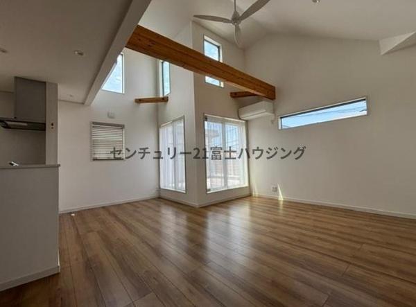 茅ヶ崎市白浜町の中古一戸建て