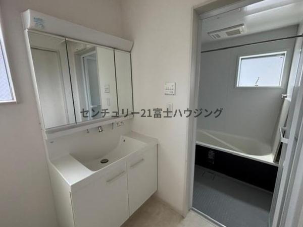 茅ヶ崎市白浜町の中古一戸建て