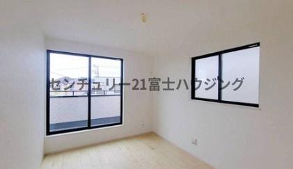 藤沢市本鵠沼1丁目　新築戸建A号棟　全2棟