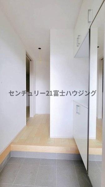 藤沢市本鵠沼1丁目　新築戸建B号棟　全2棟