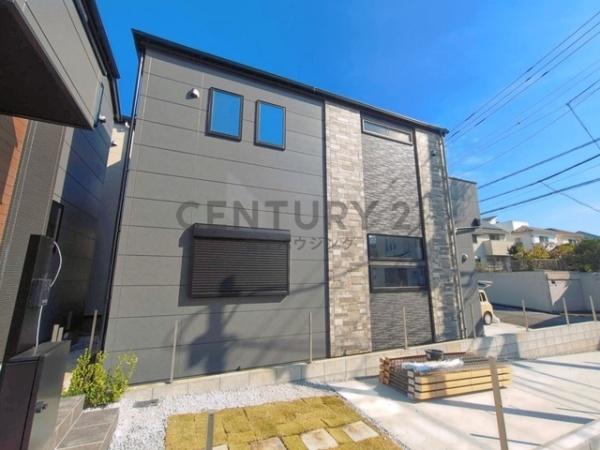 藤沢市善行坂2期　新築戸建2号棟　全3棟
