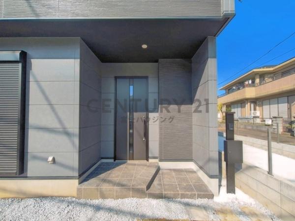 藤沢市善行坂2期　新築戸建2号棟　全3棟