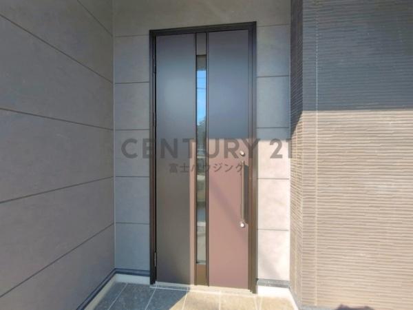 藤沢市善行坂2期　新築戸建2号棟　全3棟