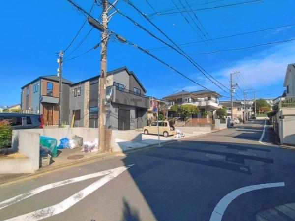 藤沢市善行坂2期　新築戸建3号棟　全3棟