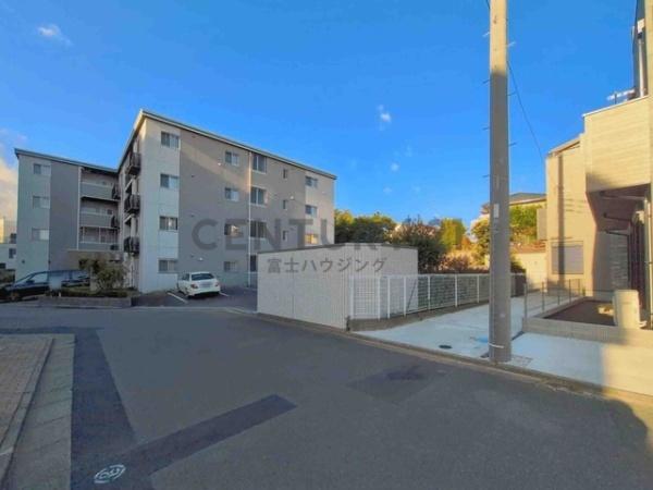 藤沢市辻堂新町2丁目1期　新築戸建NO.1　全3棟