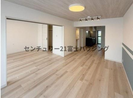湘南ライフタウン羽根沢第二住宅17号棟
