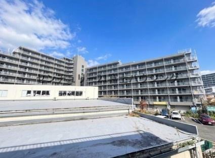 藤沢市羽鳥3丁目　新築戸建2号棟　全3棟