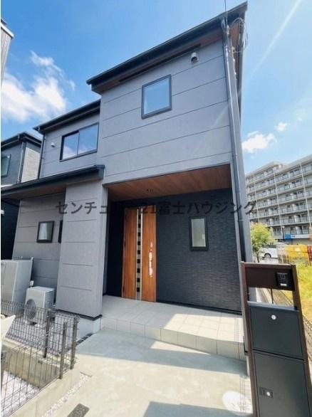 藤沢市羽鳥3丁目　新築戸建2号棟　全3棟
