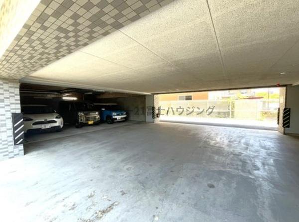 平塚八重咲町三和プラザ