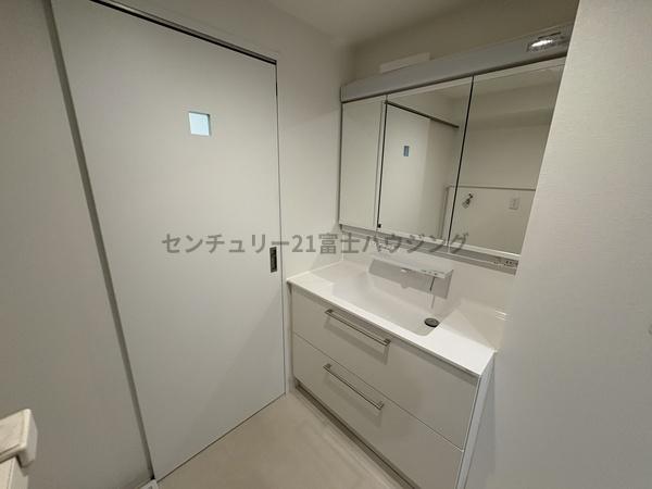 平塚八重咲町三和プラザ