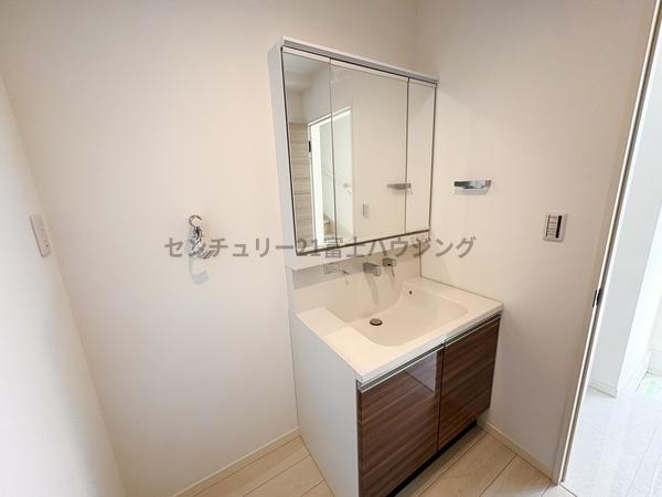 茅ヶ崎市柳島2丁目　新築分譲住宅　3号棟　全5棟