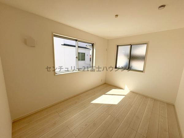 茅ヶ崎市柳島2丁目　新築分譲住宅　3号棟　全5棟